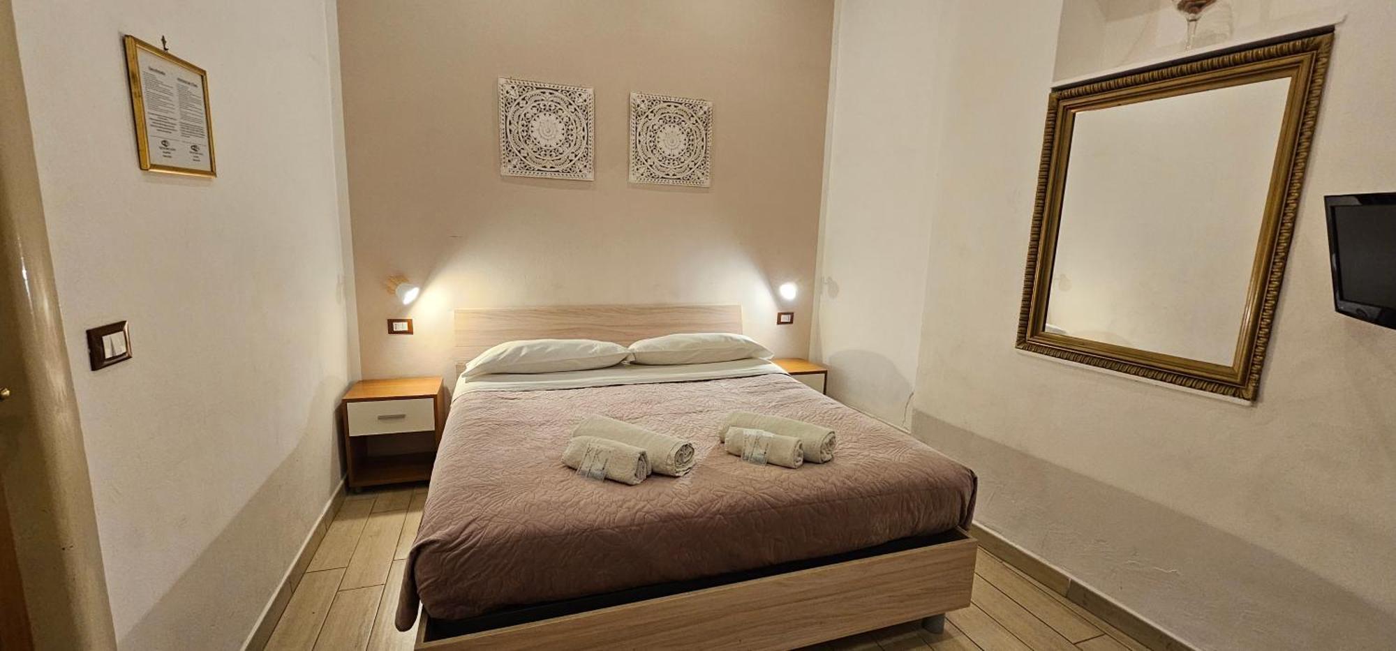 Hostel Josef Палермо Екстериор снимка