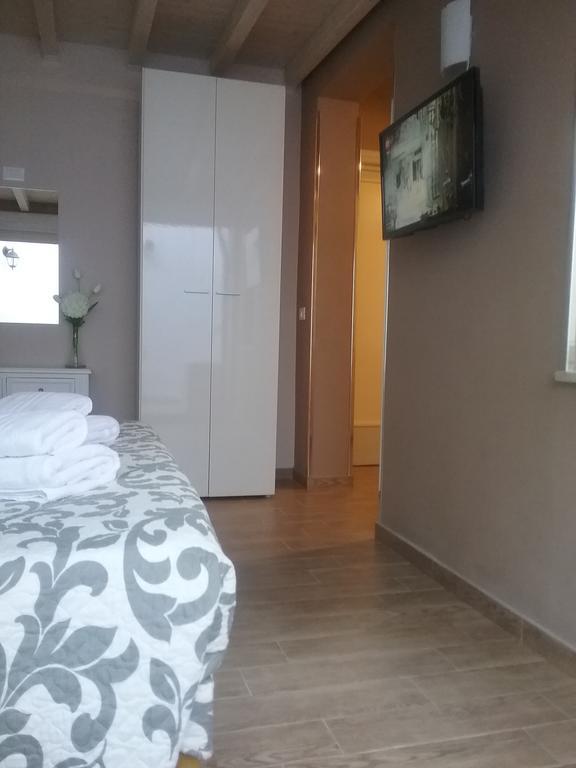 Hostel Josef Палермо Екстериор снимка